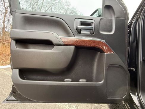 Used 2018 GMC Sierra 1500 SLE w/ SLE Value Package image 8