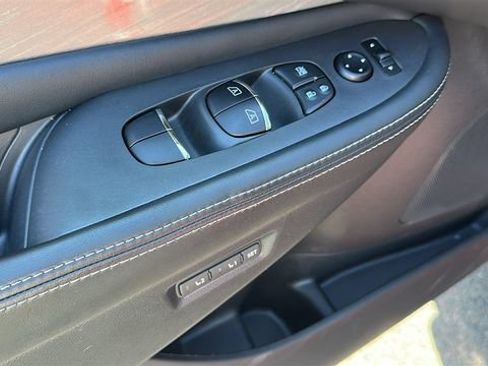 Used 2017 Nissan Murano SL w/ SL Technology Package AWD/4WD image 21