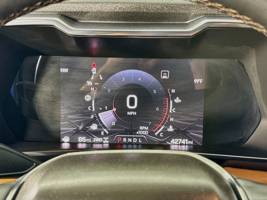 Used 2023 GMC Canyon AT4 w/ AT4 Premium Package AWD/4WD image 14