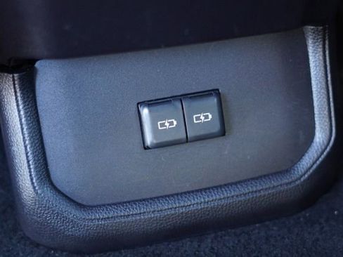 Used 2024 Toyota Highlander XSE image 36