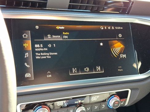 New 2025 Audi Q3 2.0T Premium image 12