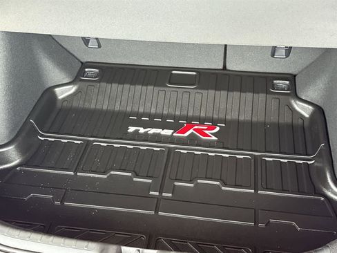 Used 2025 Honda Civic Type R image 15