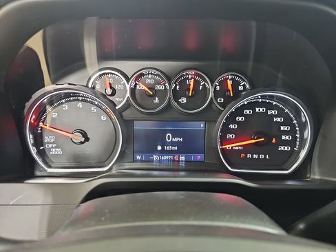 Used 2021 Chevrolet Silverado 1500 RST w/ Redline Edition AWD/4WD image 23