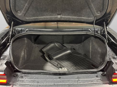 Used 2015 Dodge Challenger SXT Plus image 43