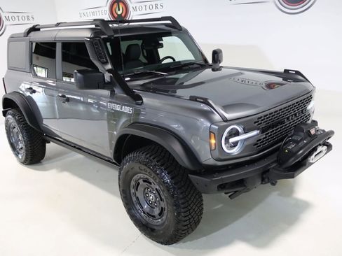 Used 2024 Ford Bronco Everglades AWD/4WD image 31