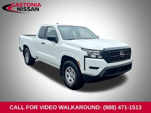 Used 2024 Nissan Frontier S image 1