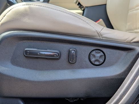 Used 2017 Honda CR-V EX-L image 20