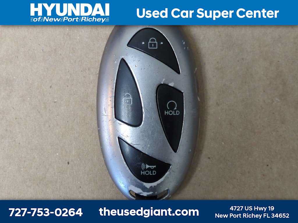 Used 2025 Hyundai Santa Fe SEL FWD image 34
