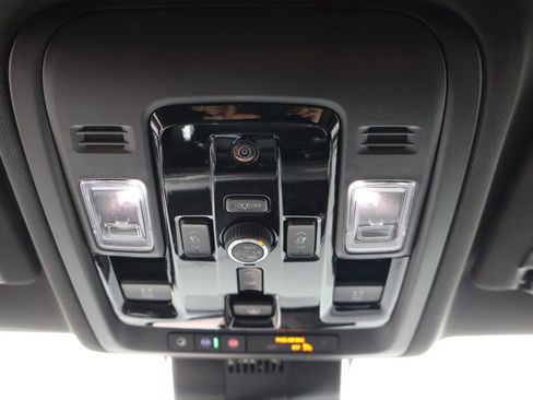 New 2026 Chevrolet Tahoe Premier w/ Sun And Tow Package AWD/4WD image 20