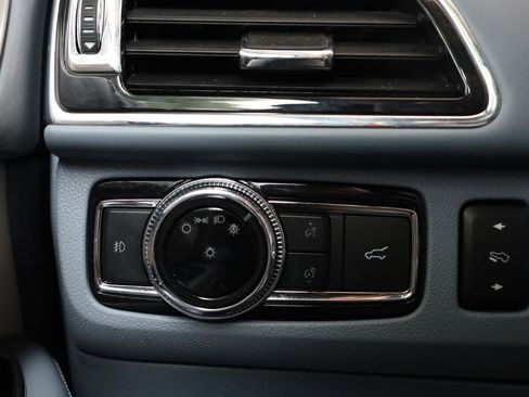 Used 2019 Lincoln Navigator Black Label w/ Cargo Package AWD/4WD image 37