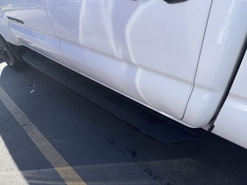 Used 2023 Toyota Tacoma TRD Sport image 32