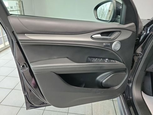 Used 2024 Alfa Romeo Stelvio Ti AWD/4WD image 44