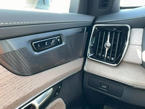 New 2026 Volvo XC90 B5 Ultra AWD/4WD image 19