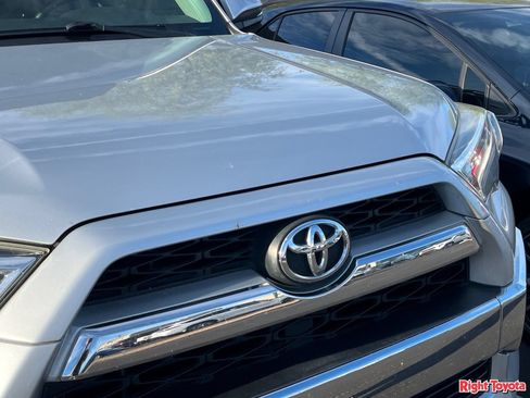 Used 2015 Toyota 4Runner Limited AWD/4WD image 7