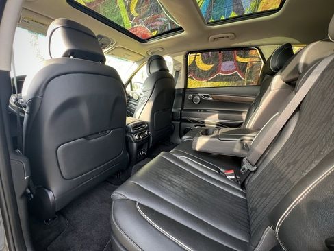 Used 2022 Genesis GV80 3.5T w/ Advanced Package 06 image 19