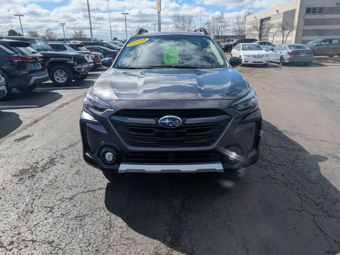 Used 2025 Subaru Outback Limited image 2