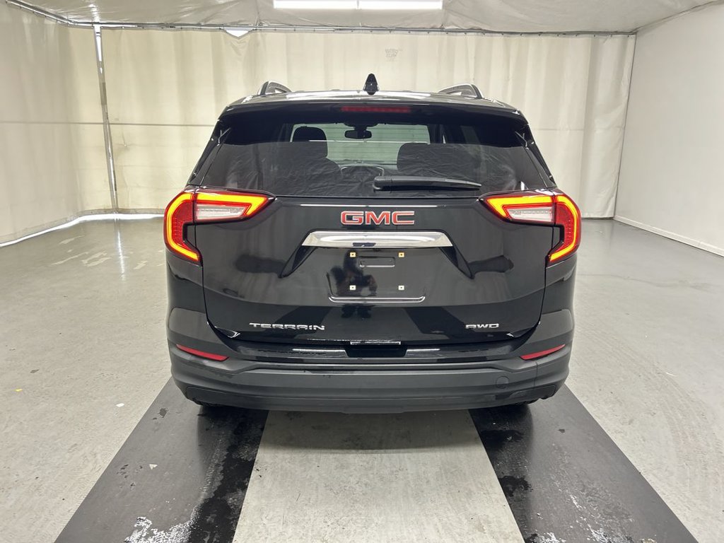 Certified 2023 GMC Terrain SLE w/ Driver Convenience Package AWD/4WD image 20
