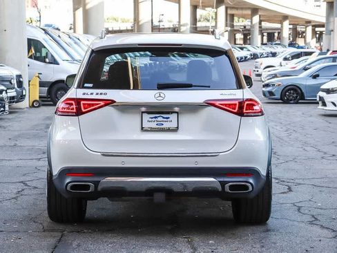 Used 2022 Mercedes-Benz GLE 350 4MATIC w/ Premium Package image 5