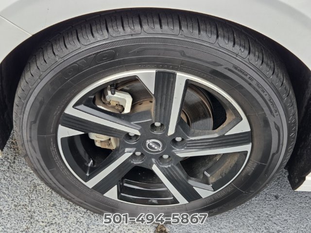 Used 2024 Nissan Sentra SV FWD image 16