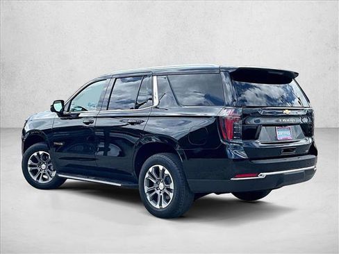Used 2025 Chevrolet Tahoe LT RWD image 13