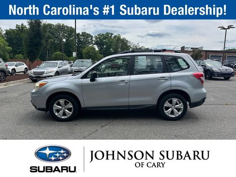 Used 2015 Subaru Forester 2.5i w/ Alloy Wheel Package AWD/4WD image 5