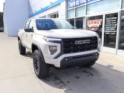 New 2026 GMC Canyon Elevation w/ Convenience Package