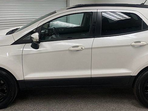 Used 2020 Ford EcoSport SE image 8