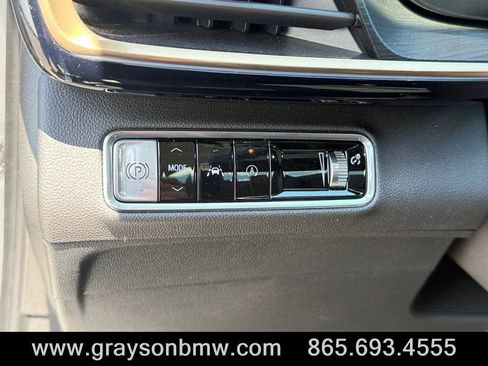 Used 2024 Buick Envision Avenir AWD/4WD image 31