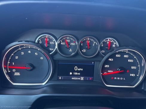 Used 2022 Chevrolet Silverado 1500 LT Trail Boss w/ Convenience Package II image 31