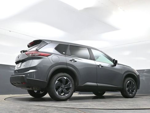 Used 2025 Nissan Rogue SV AWD/4WD image 47