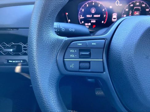 Used 2023 Honda Accord EX image 21
