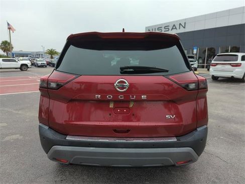 Certified 2021 Nissan Rogue SV image 5