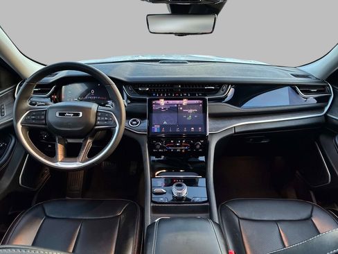 Certified 2023 Jeep Grand Cherokee 4WD 4xe w/ Luxury Tech Group II image 16