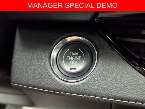 Used 2026 Buick Enclave Sport Touring w/ Power Package AWD/4WD image 22