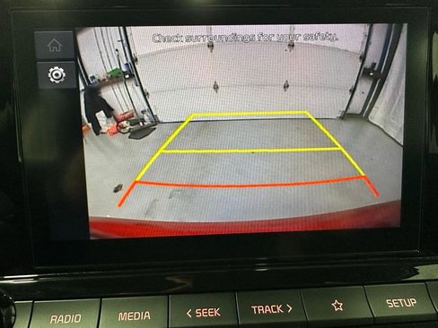 Used 2024 Kia Forte LXS image 31