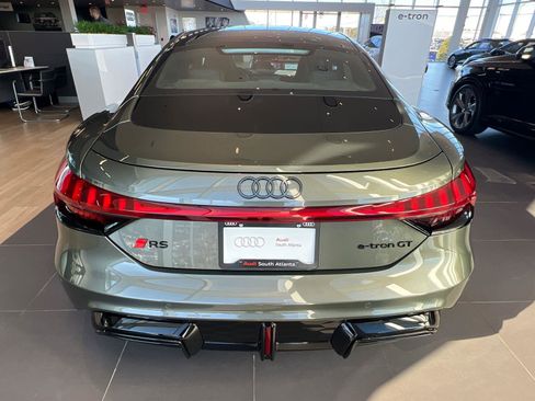 New 2026 Audi RS e-tron GT performance image 5
