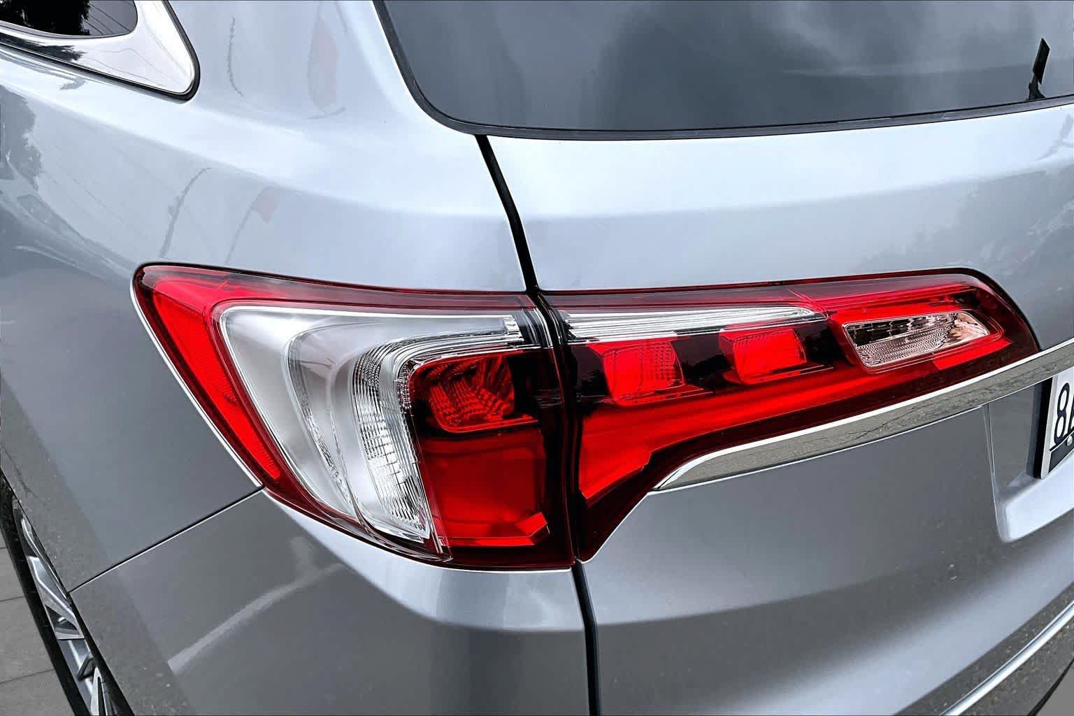 Used 2017 Acura RDX w/ Advance Package AWD/4WD image 28