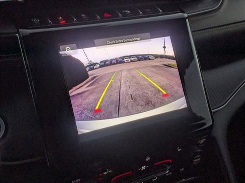 Used 2023 Jeep Grand Cherokee L Altitude image 12