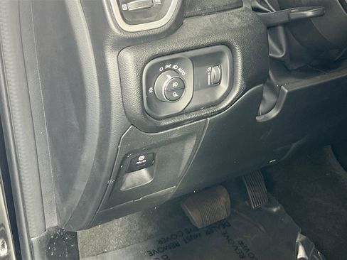 Used 2023 RAM 1500 Big Horn AWD/4WD image 10