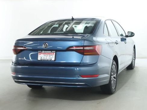 Used 2019 Volkswagen Jetta SE w/ Cold Weather Package FWD image 46