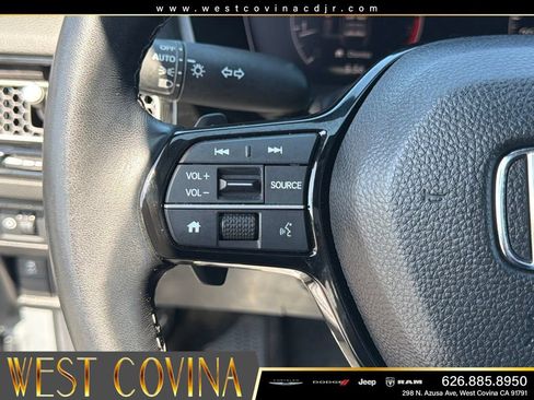 Used 2025 Honda Civic Sport image 25