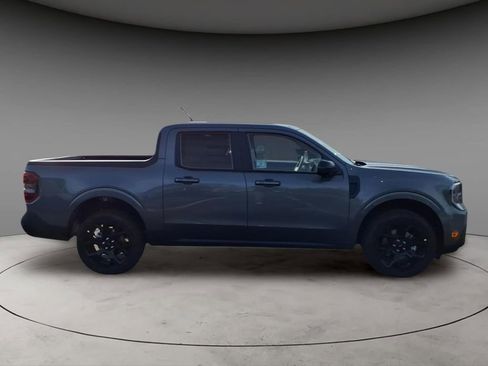 New 2026 Ford Maverick Lariat w/ Black Appearance Package image 10