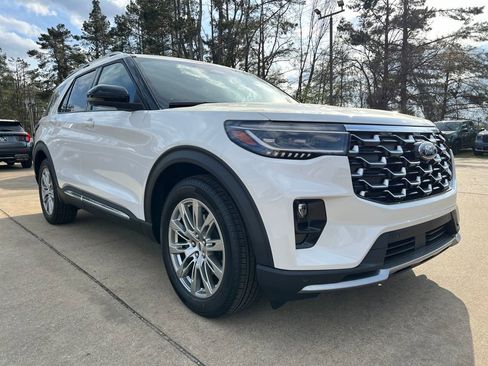 New 2026 Ford Explorer Platinum image 1