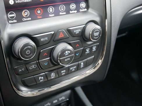 Used 2018 Dodge Durango GT w/ Premium Group image 20