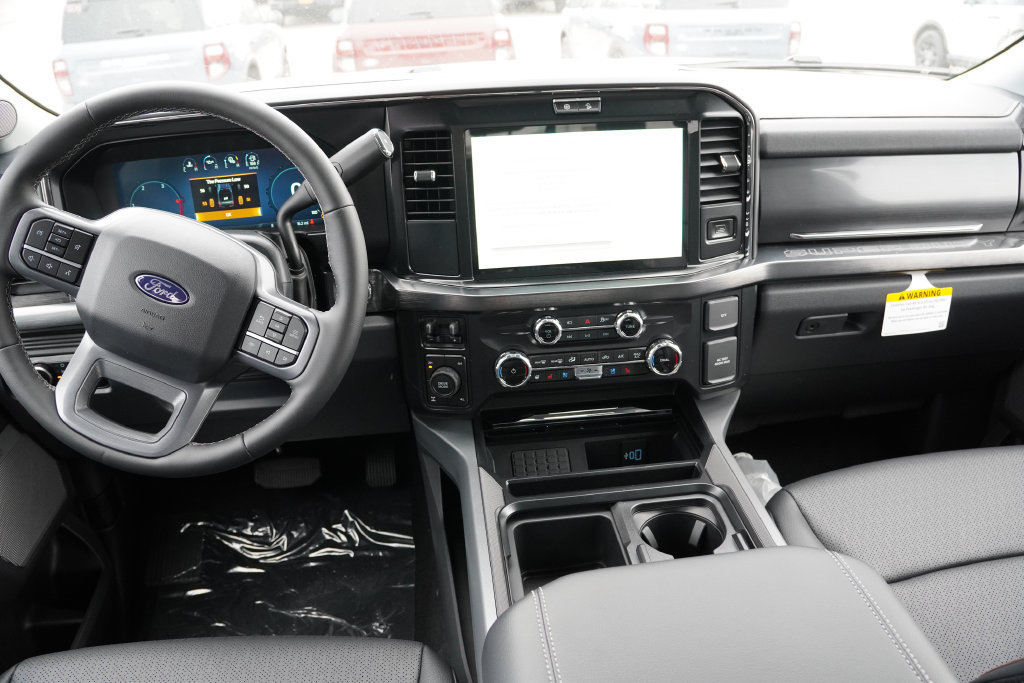New 2027 Ford F350 Lariat w/ Black Appearance Package AWD/4WD image 14