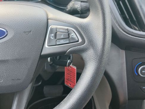 Used 2018 Ford Escape SE image 26