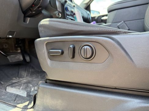 Used 2019 Chevrolet Silverado 1500 RST w/ All-Star Edition AWD/4WD image 28