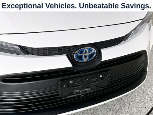Used 2024 Toyota Corolla LE FWD image 34