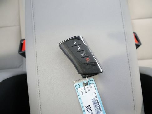 Certified 2025 Lexus RX 350 Premium w/ Convenience Package AWD/4WD image 32