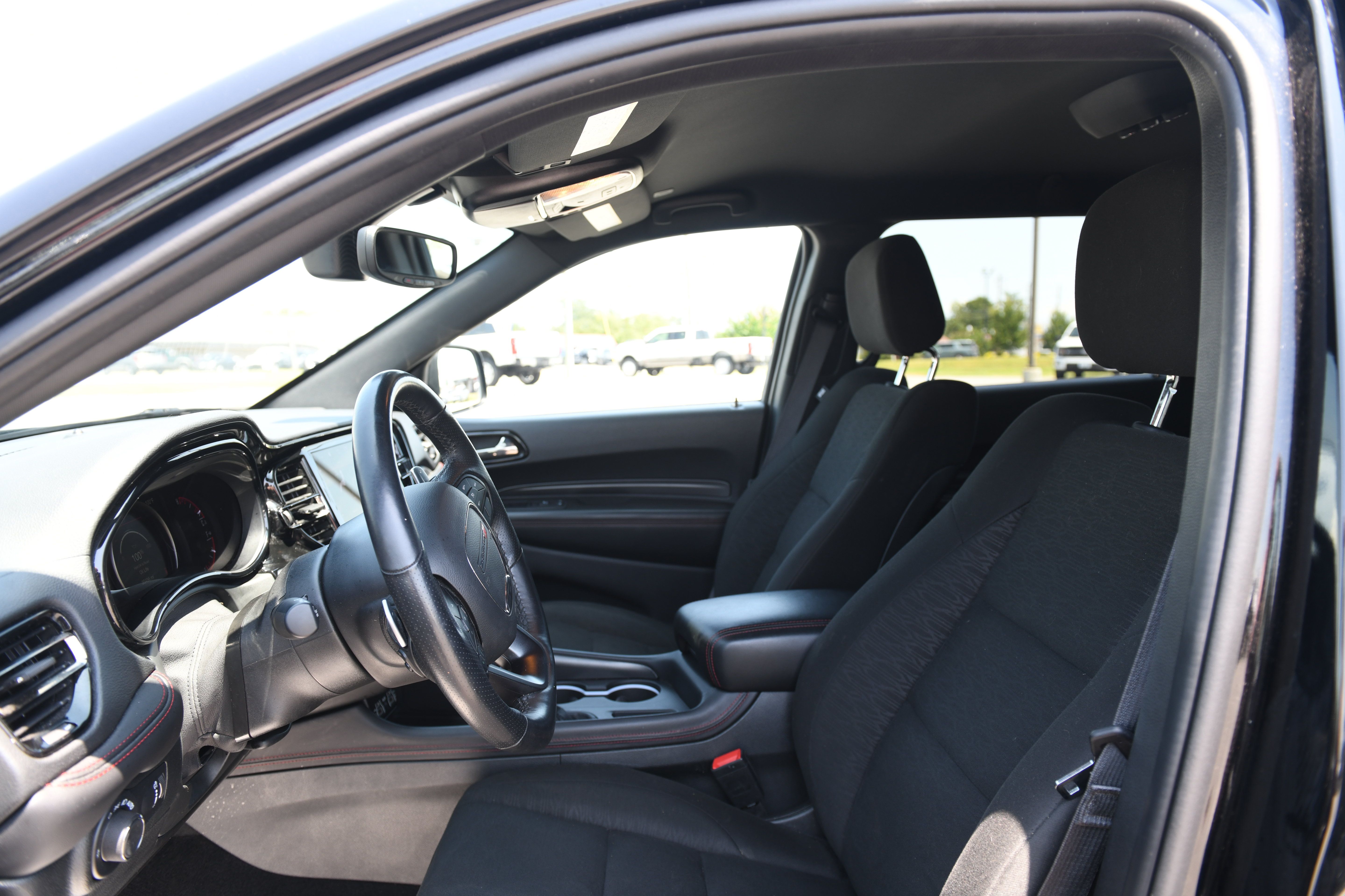 Used 2025 Dodge Durango GT AWD/4WD image 17